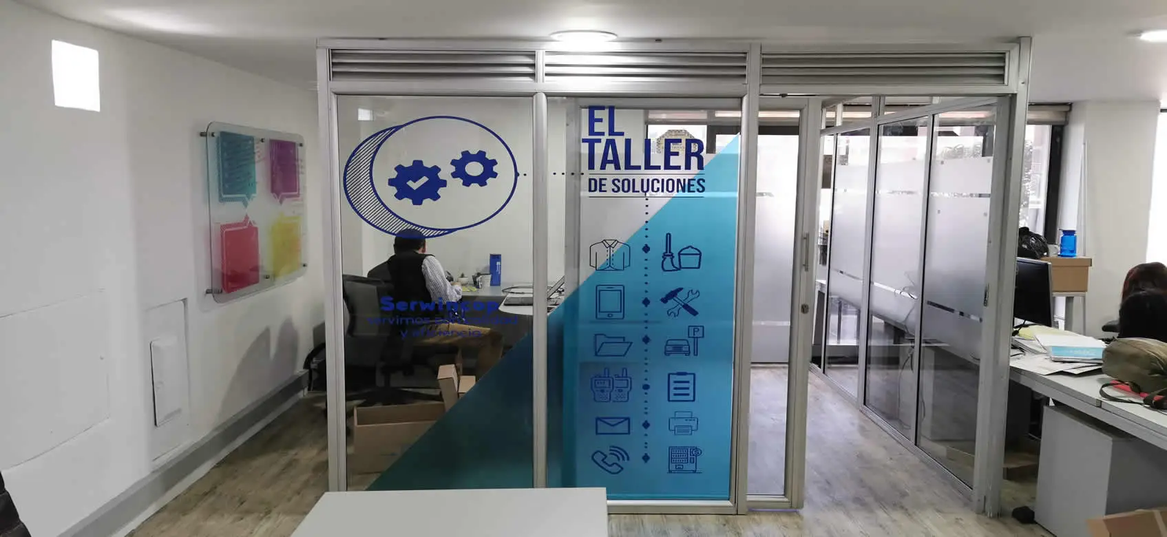 decoracion para vidrios y ventas en oficinas